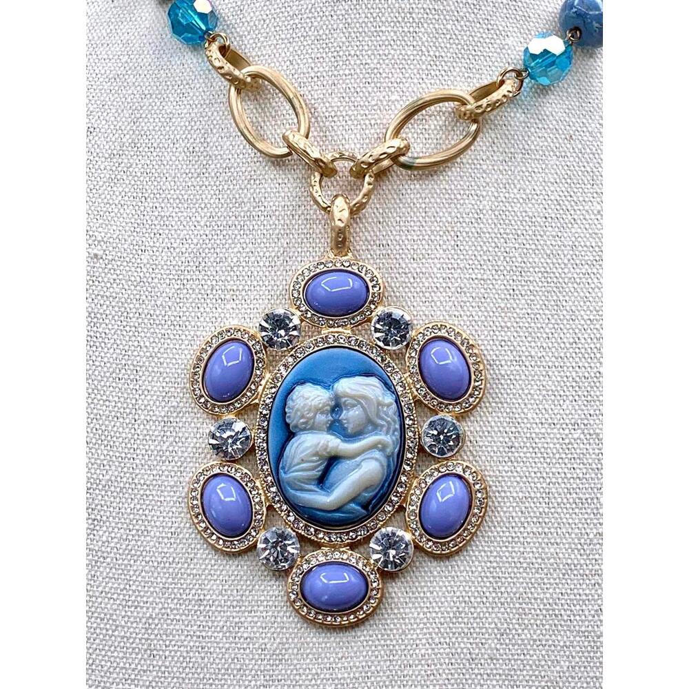 Vintage Blue Cameo Statement Pendant Necklace with Rhinestones - Picture 6 of 7